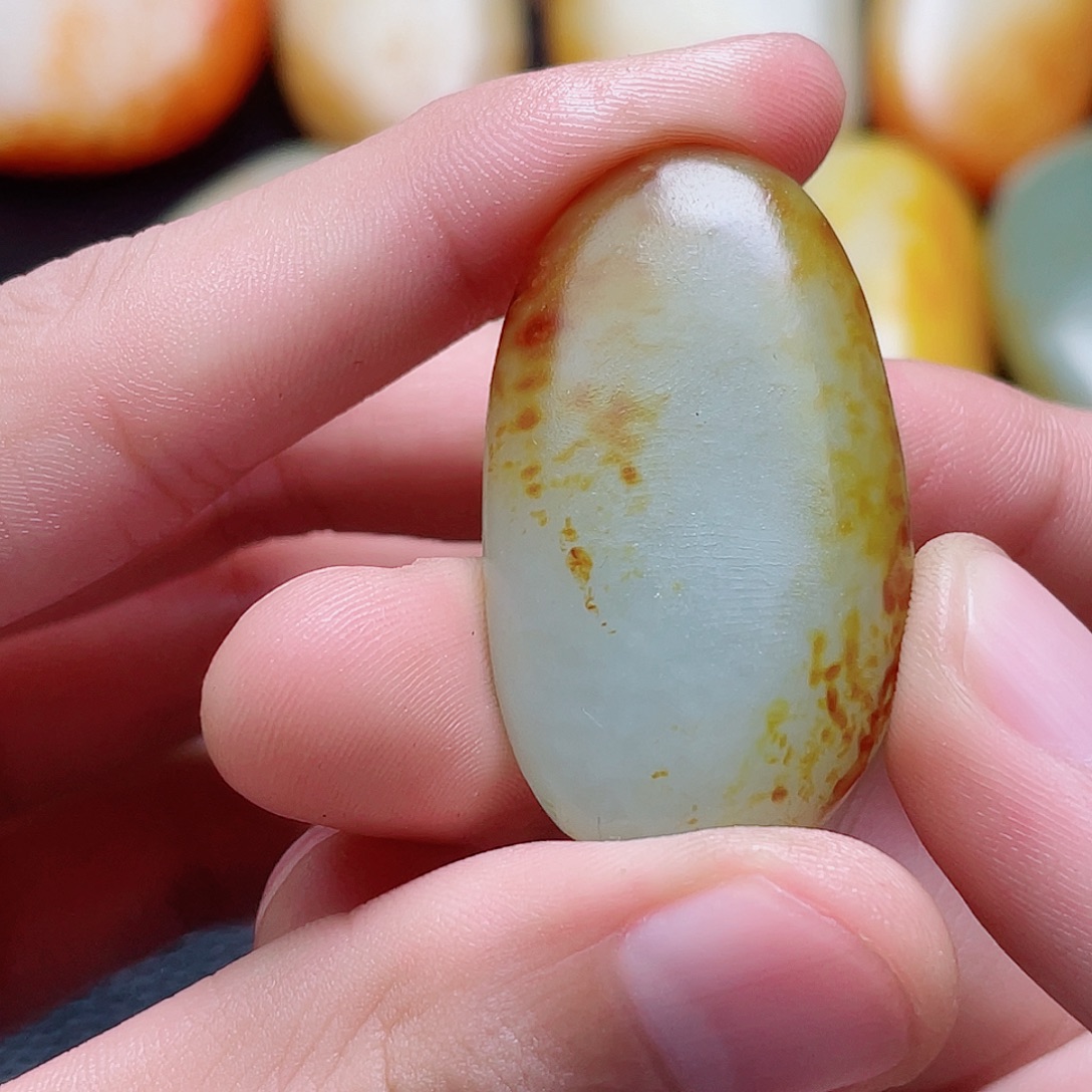 和田玉未镶嵌珠宝奇石