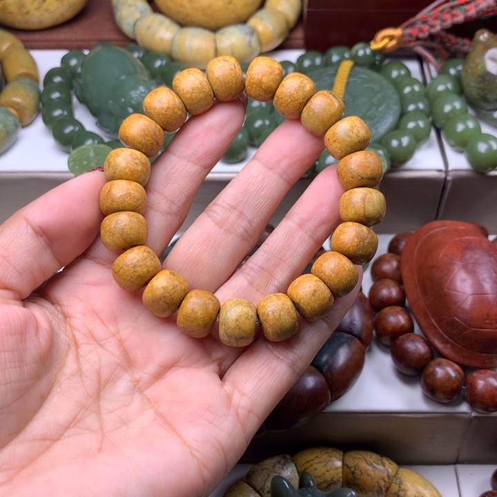 岫岩河磨玉（透闪石质玉）手串未镶嵌ـ****ﮩ