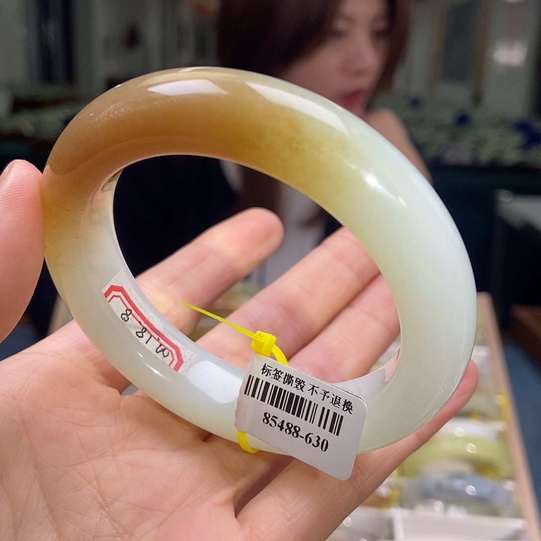 和田玉手镯未镶嵌心*张56.5