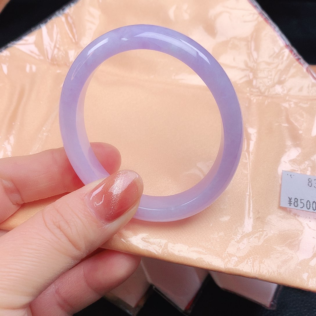 翡翠手镯未镶嵌8301zxccvb