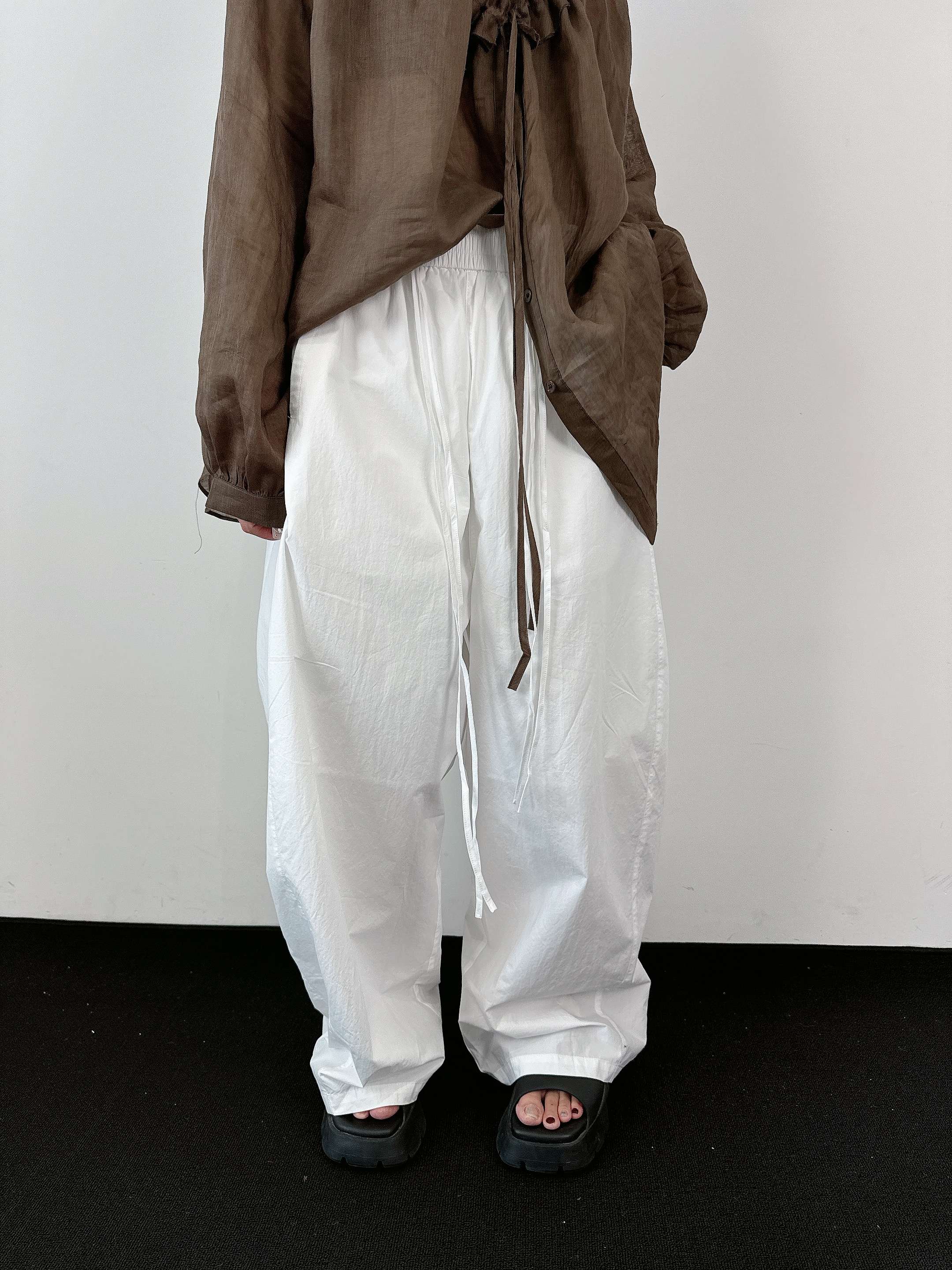 美式复古2025新款韩版设计感小众微弧茧型系带松紧腰休闲阔腿裤女