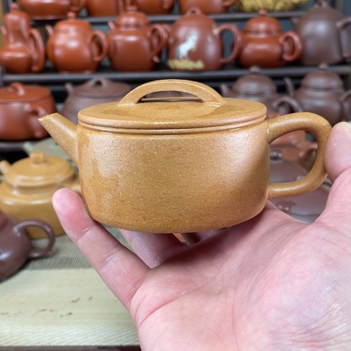 紫砂茶壶原矿黄金段