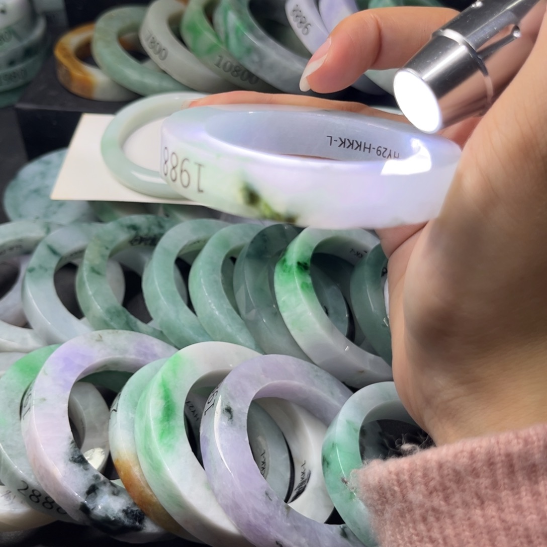 定制翡翠手镯未镶嵌