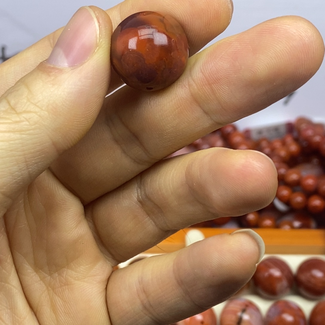 南红玛瑙合金挂件