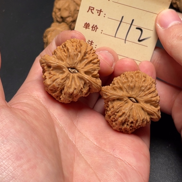 把件文玩核桃三角礓38尺全品白茬112