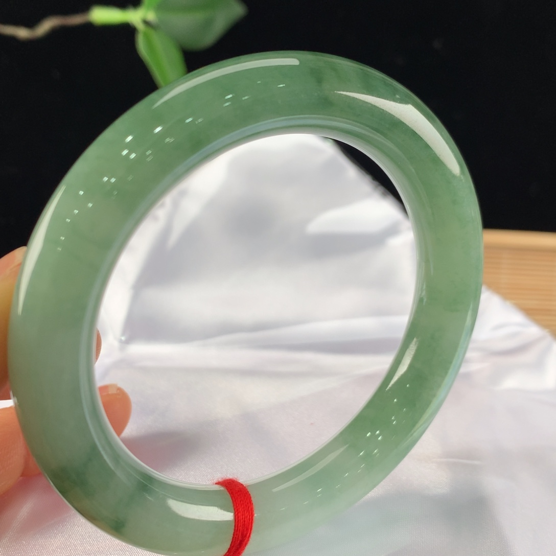 翡翠手镯未镶嵌111-2688