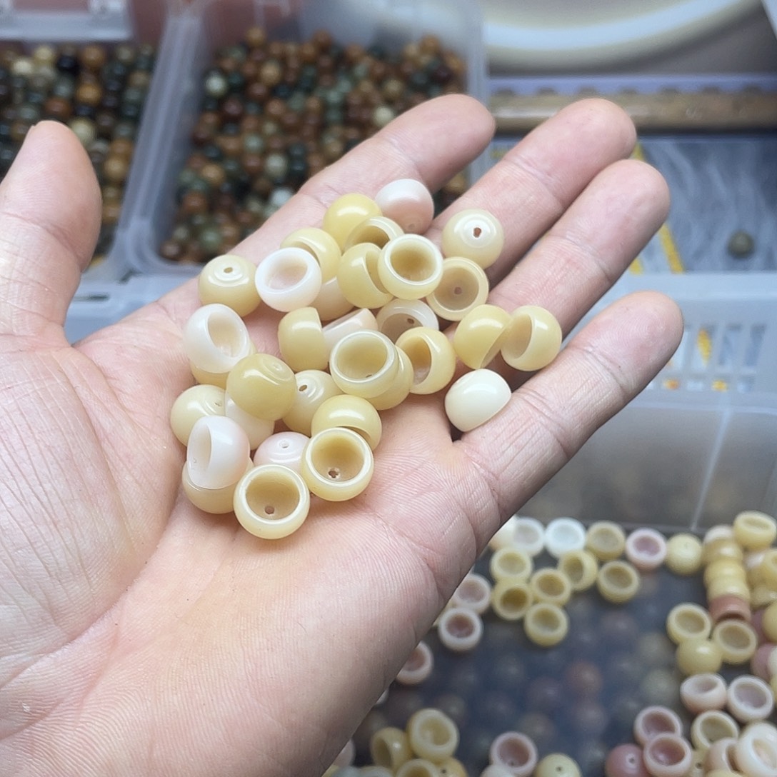 吊坠白玉菩提12.7多宝碗肠60颗