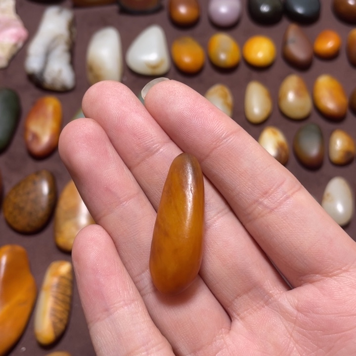 和田玉未镶嵌珠宝奇石