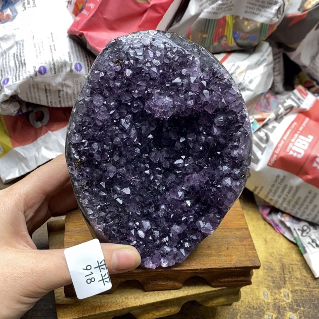 紫晶乌拉圭未镶嵌