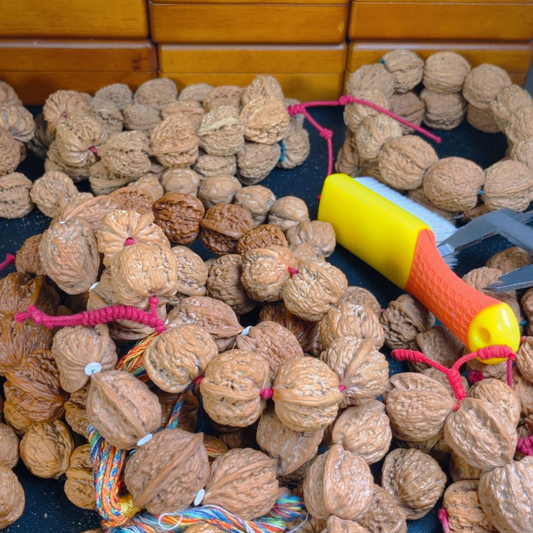 桃核手串缘*磨盘核桃