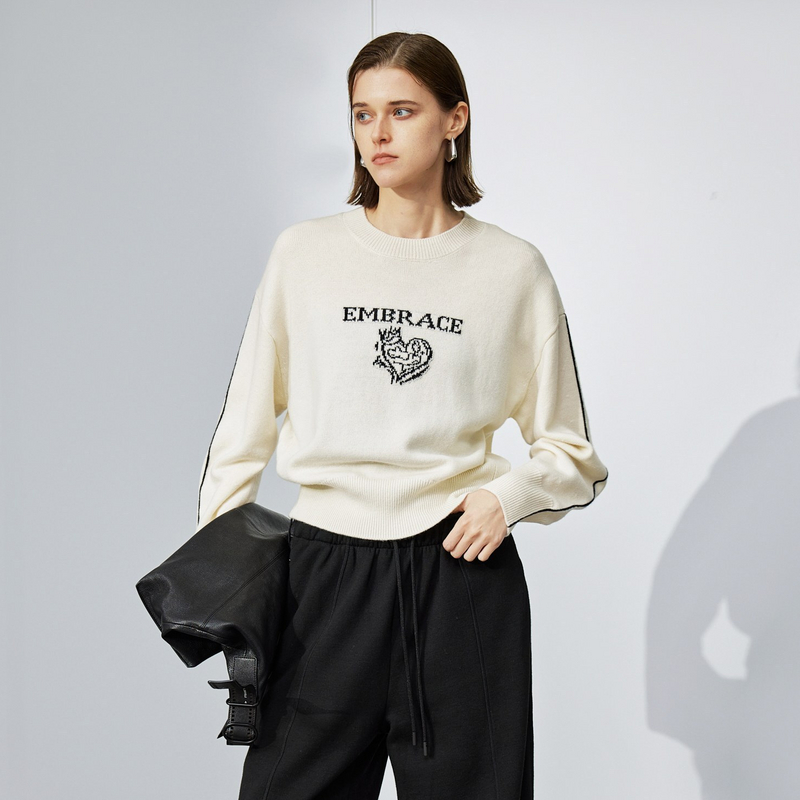 U/TI【专柜爆品】全羊毛简约款白色圆领短款长袖套头毛针织衫打底