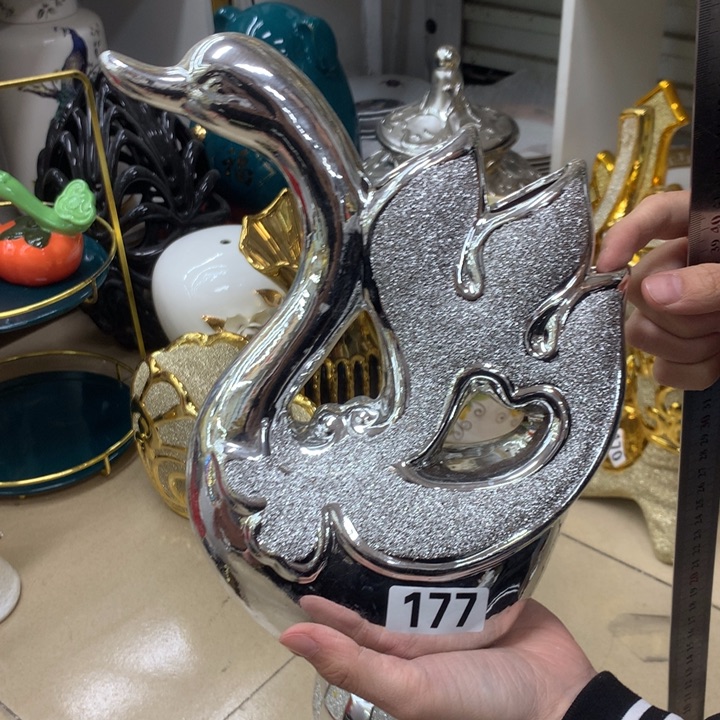 摆件陶瓷。。。。。。。。