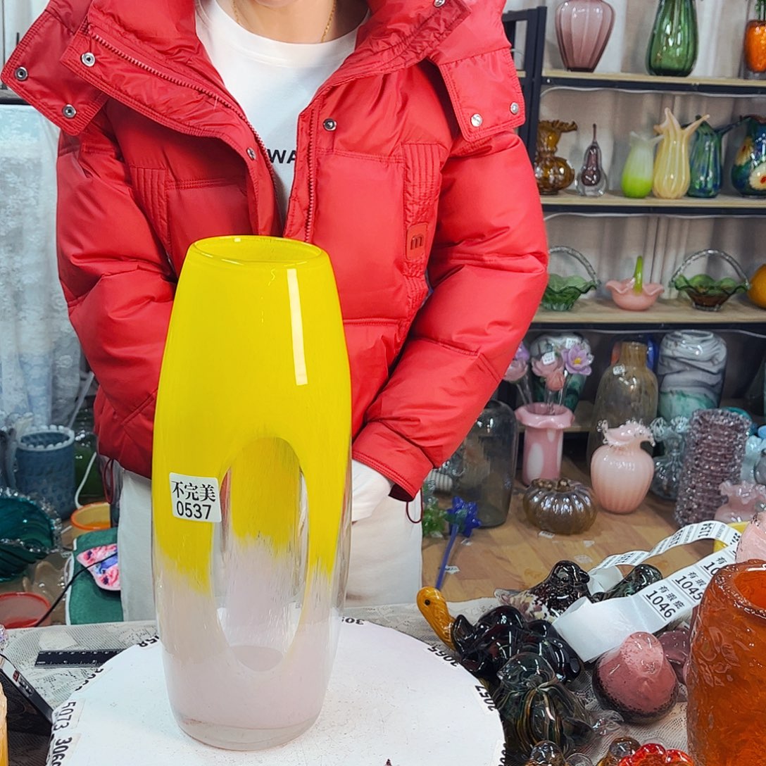 0537 家悦琉璃工艺品不完美