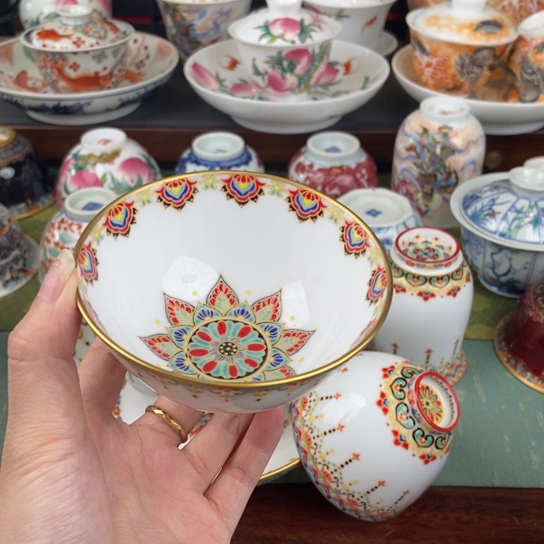 陶瓷设计风格设计风格很简单就是