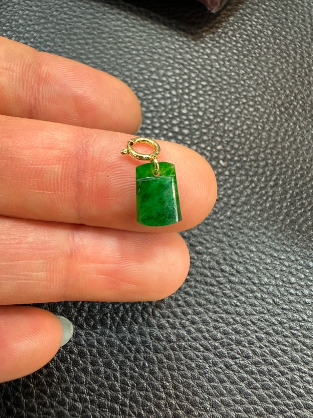 缅甸翡翠小无事牌小滴溜一个