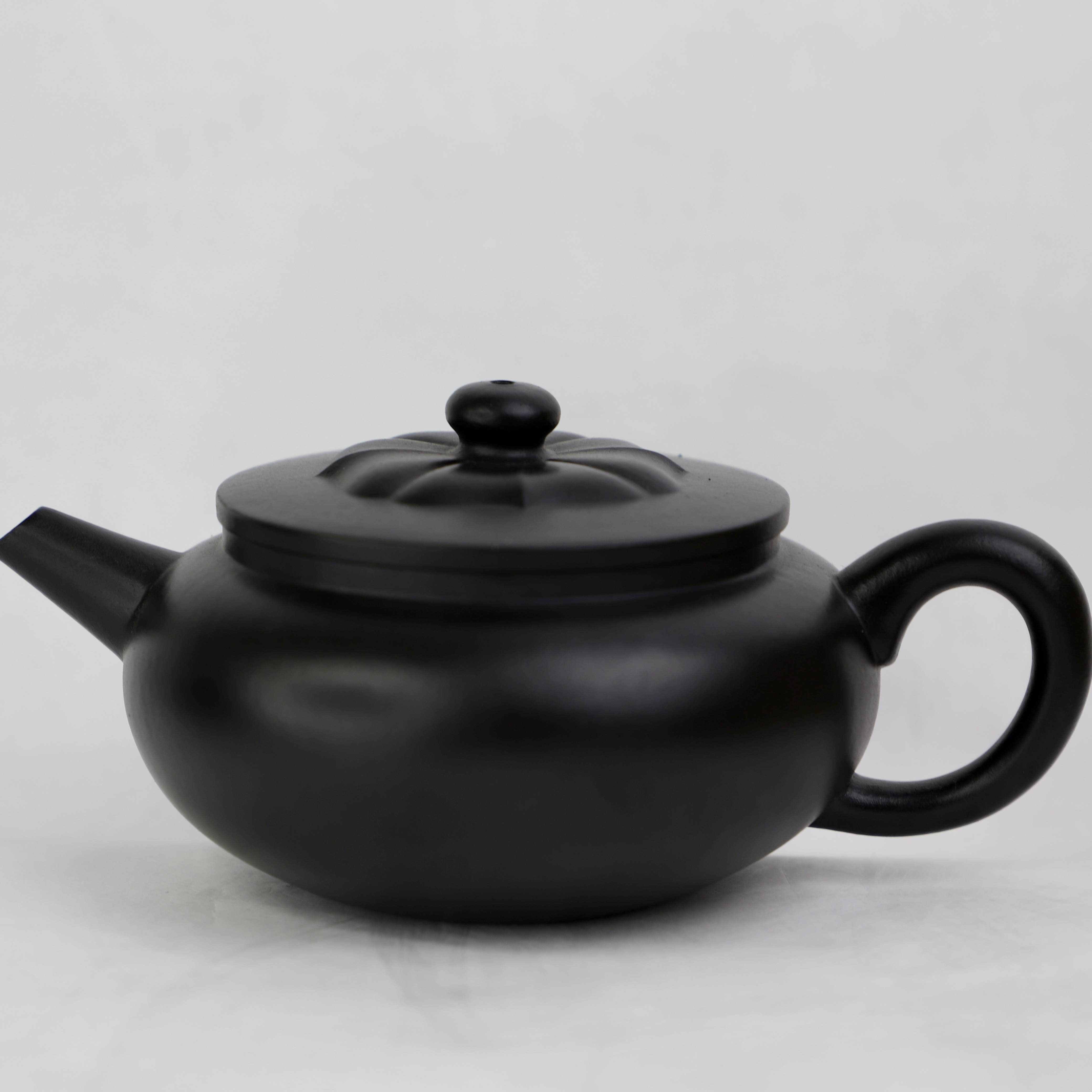 （双十二活动）底槽青捂灰莲花壶 内推球孔245cc宜兴紫砂