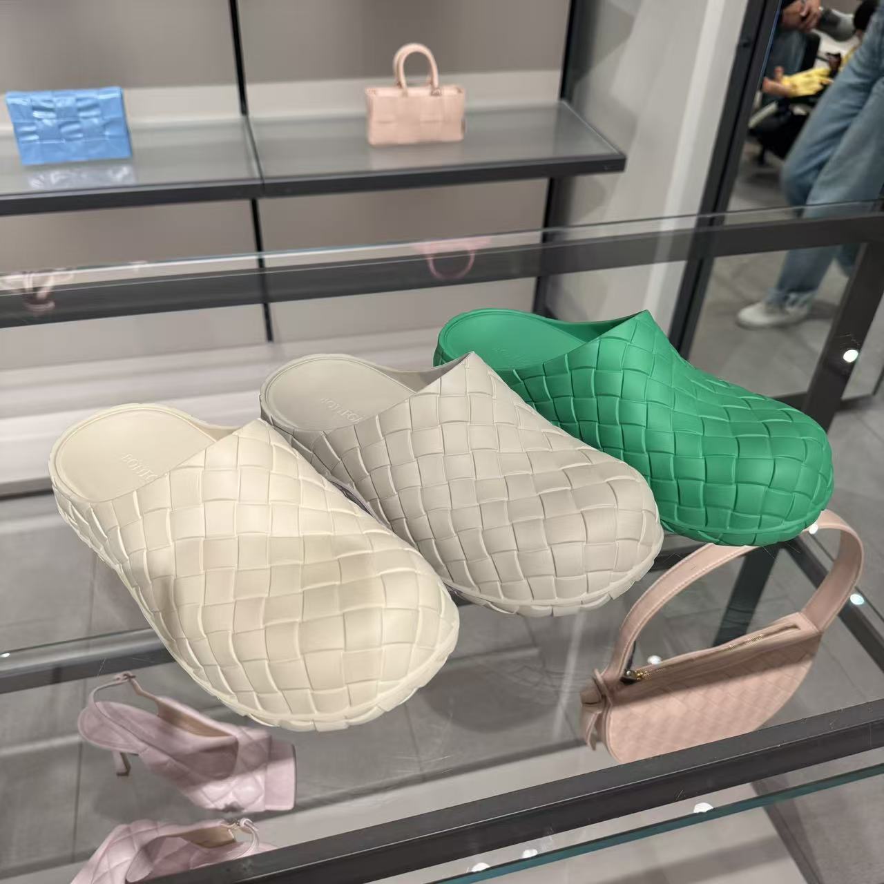 未使用 BOTTEGA VENETA/葆蝶家 /七七/拖鞋