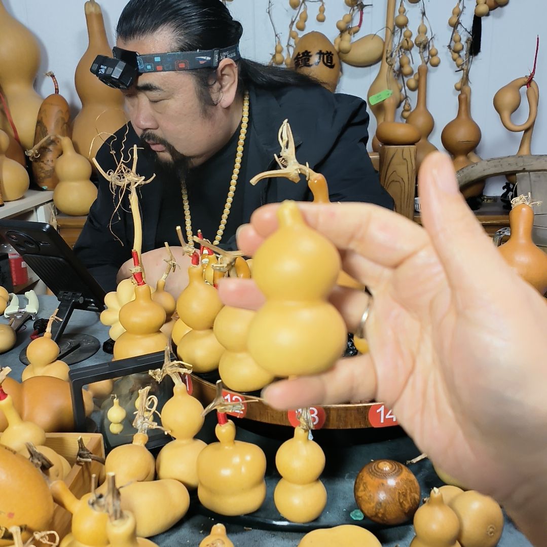 钰***童葫芦福禄双全手把件