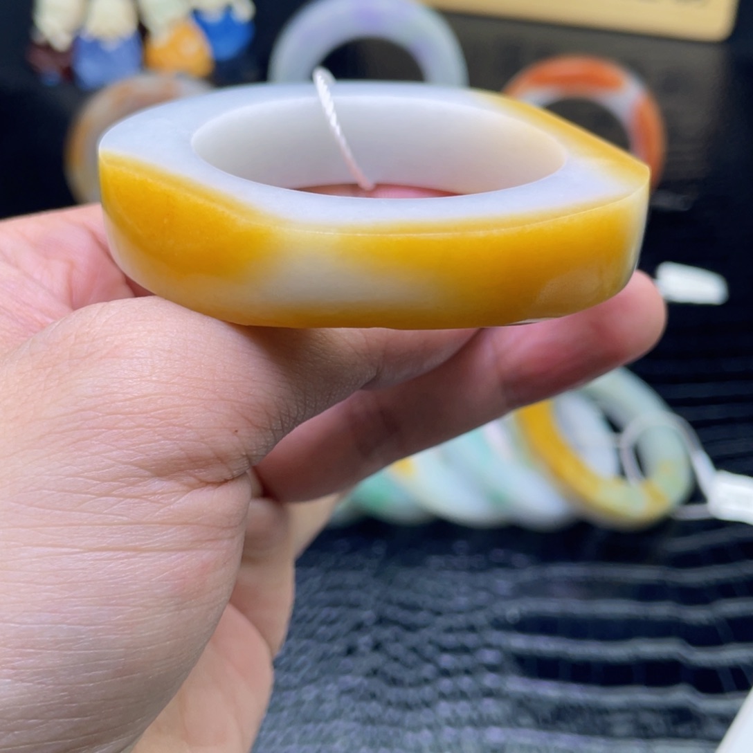 未镶嵌翡翠定制翡翠