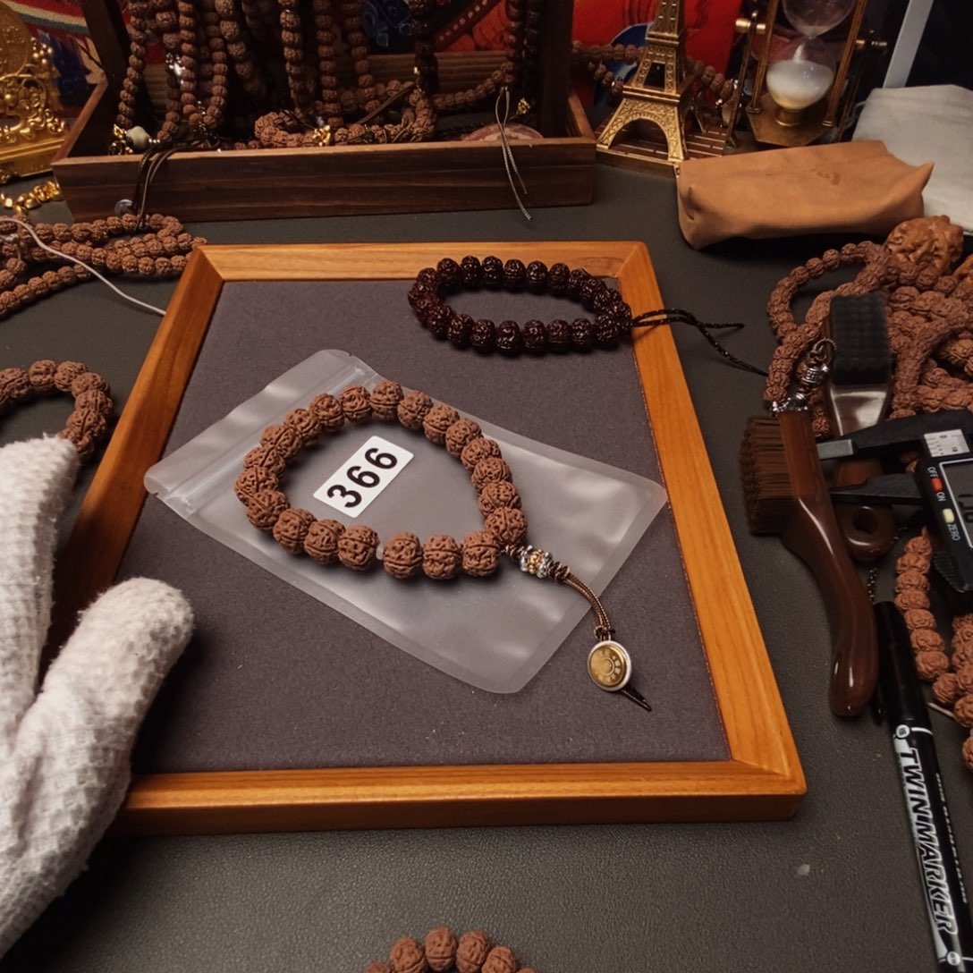 吊坠金刚菩提?****天哦哦哦哦哦哦哦哦哦哦