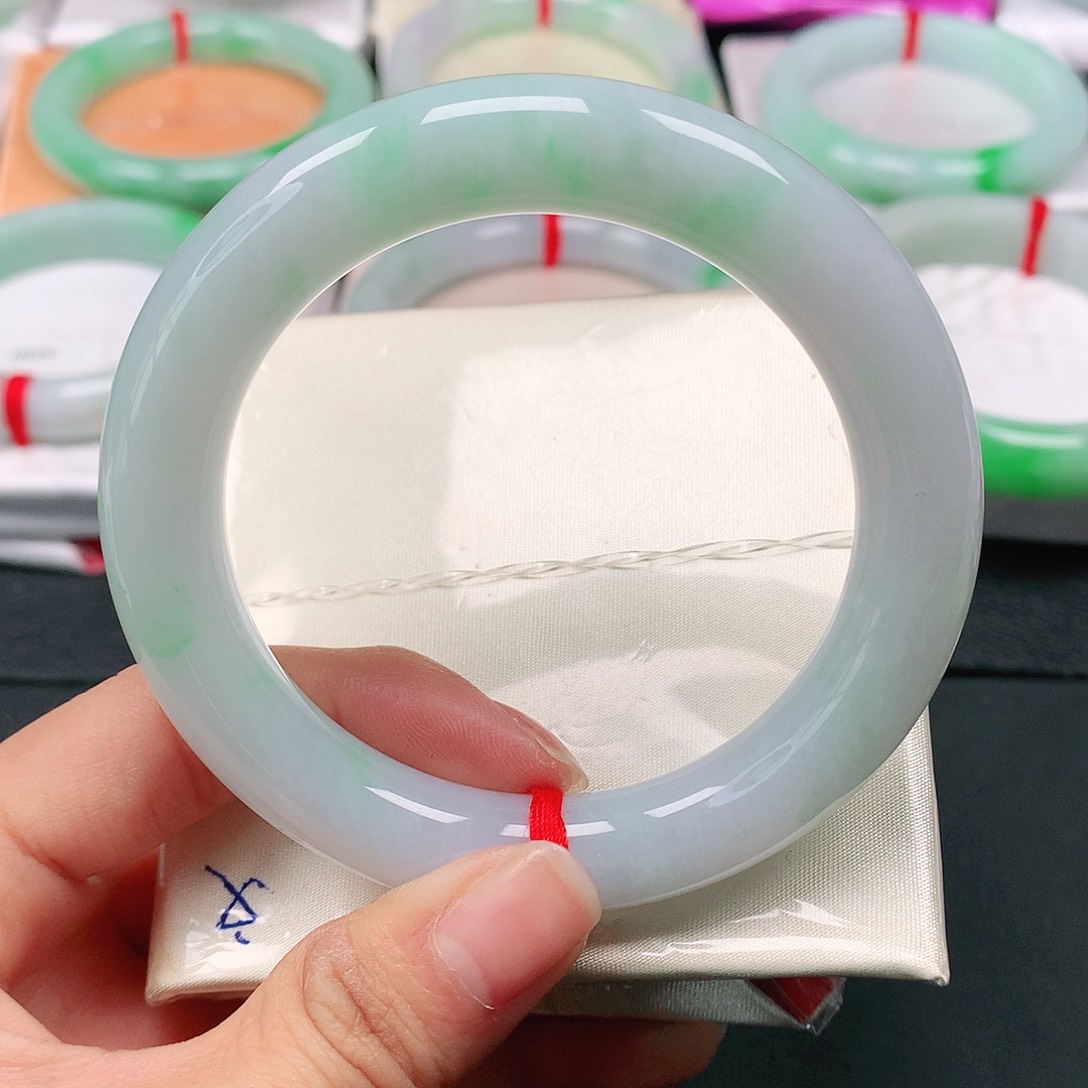 翡翠手镯（圆镯）未镶嵌天然翡翠手镯55