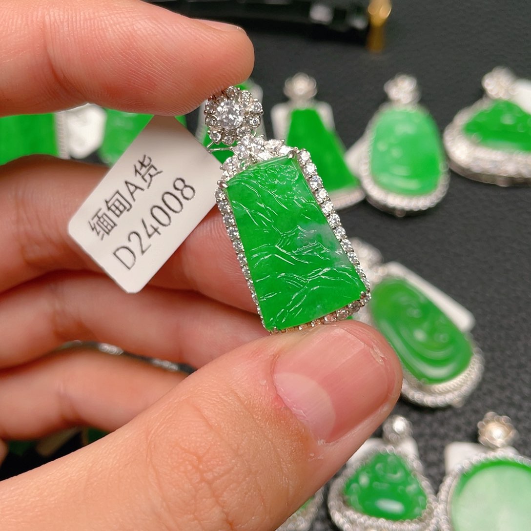 【闪购商品】翡翠吊坠(不含链)银S925镶嵌