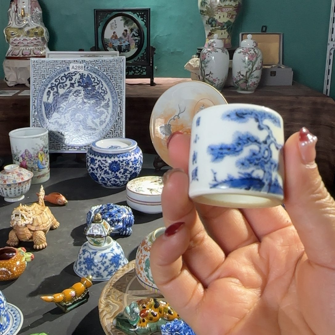 瓷片熊****飞111111111111111111