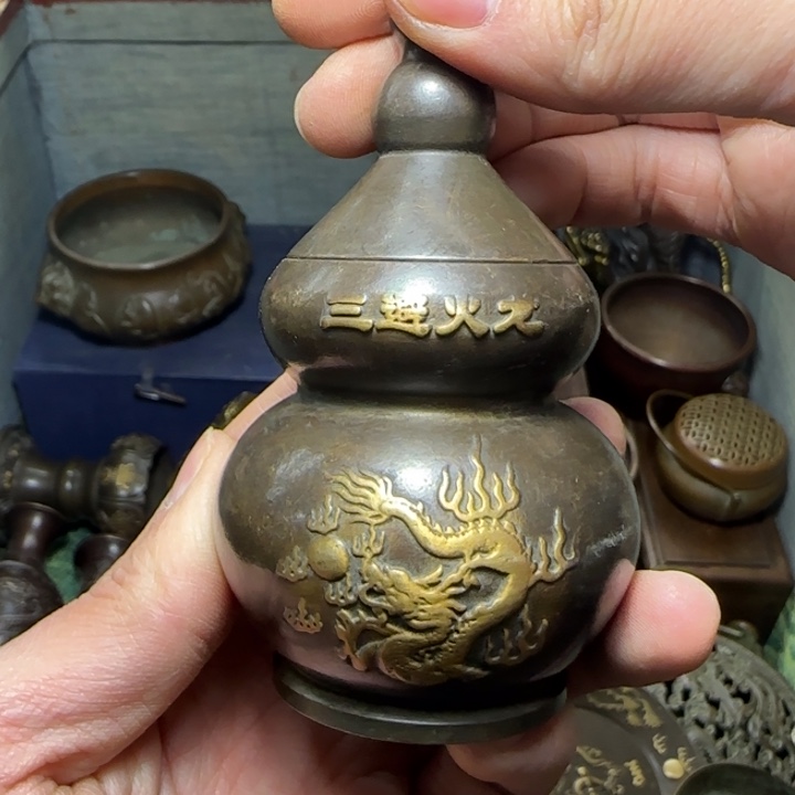 铜器把玩摆件链接