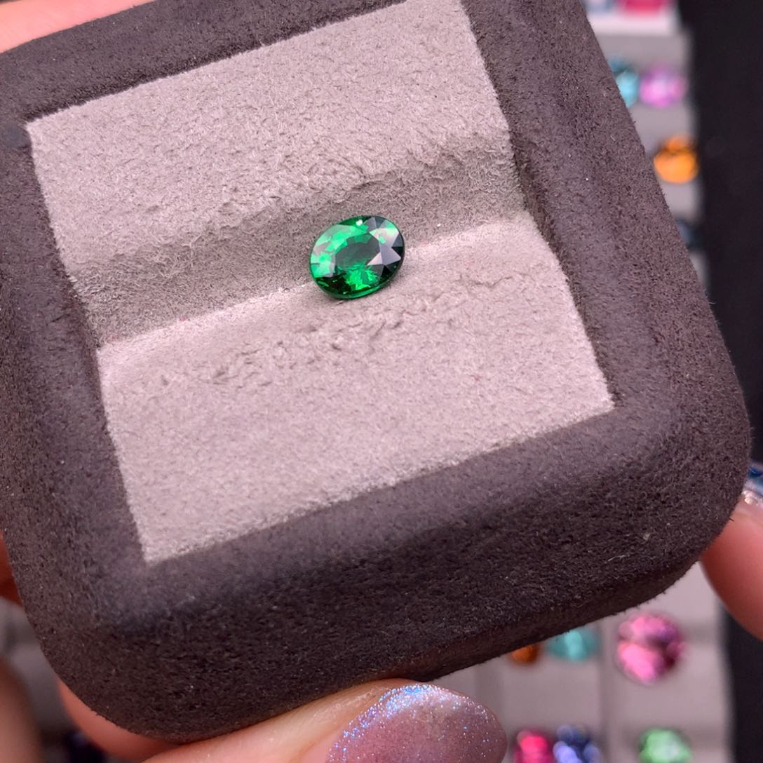 石榴石裸石未镶嵌1.17克拉