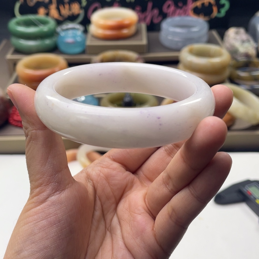 石英质玉（非洲翠）合金手镯60