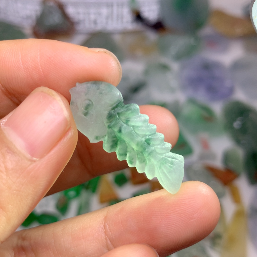 定制翡翠未镶嵌天然翡翠定制