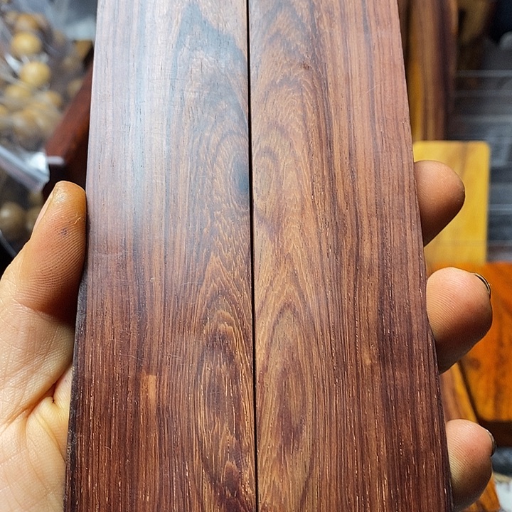 林***人大叶紫檀（黑酸枝木类）