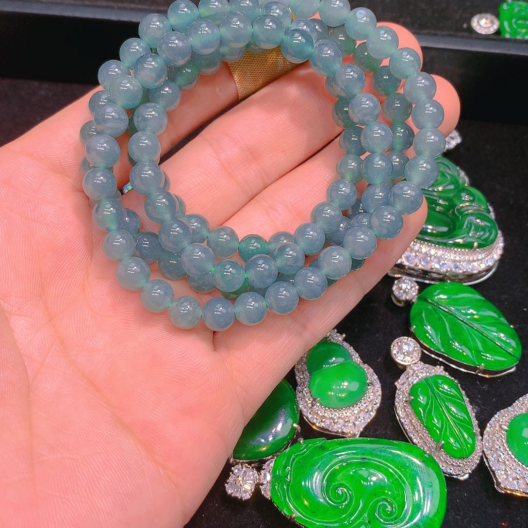 翡翠未镶嵌颈饰翡翠