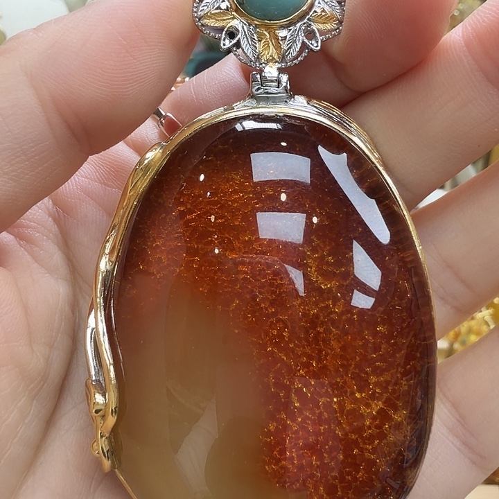 琥珀未镶嵌珠宝奇石