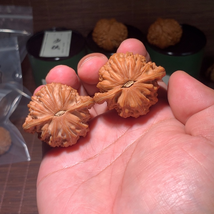 Y***～核桃磨盘房山一代无药41全品