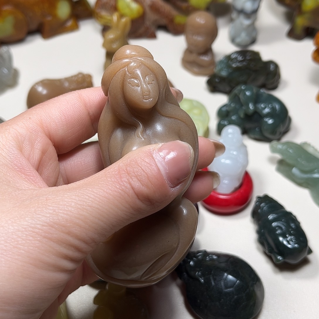 白玉菩提吊坠白玉菩提吊坠