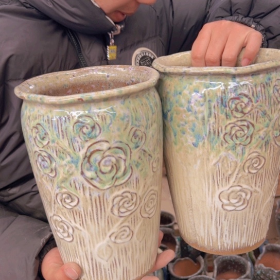 紫砂花盆高25口15———-微瑕——