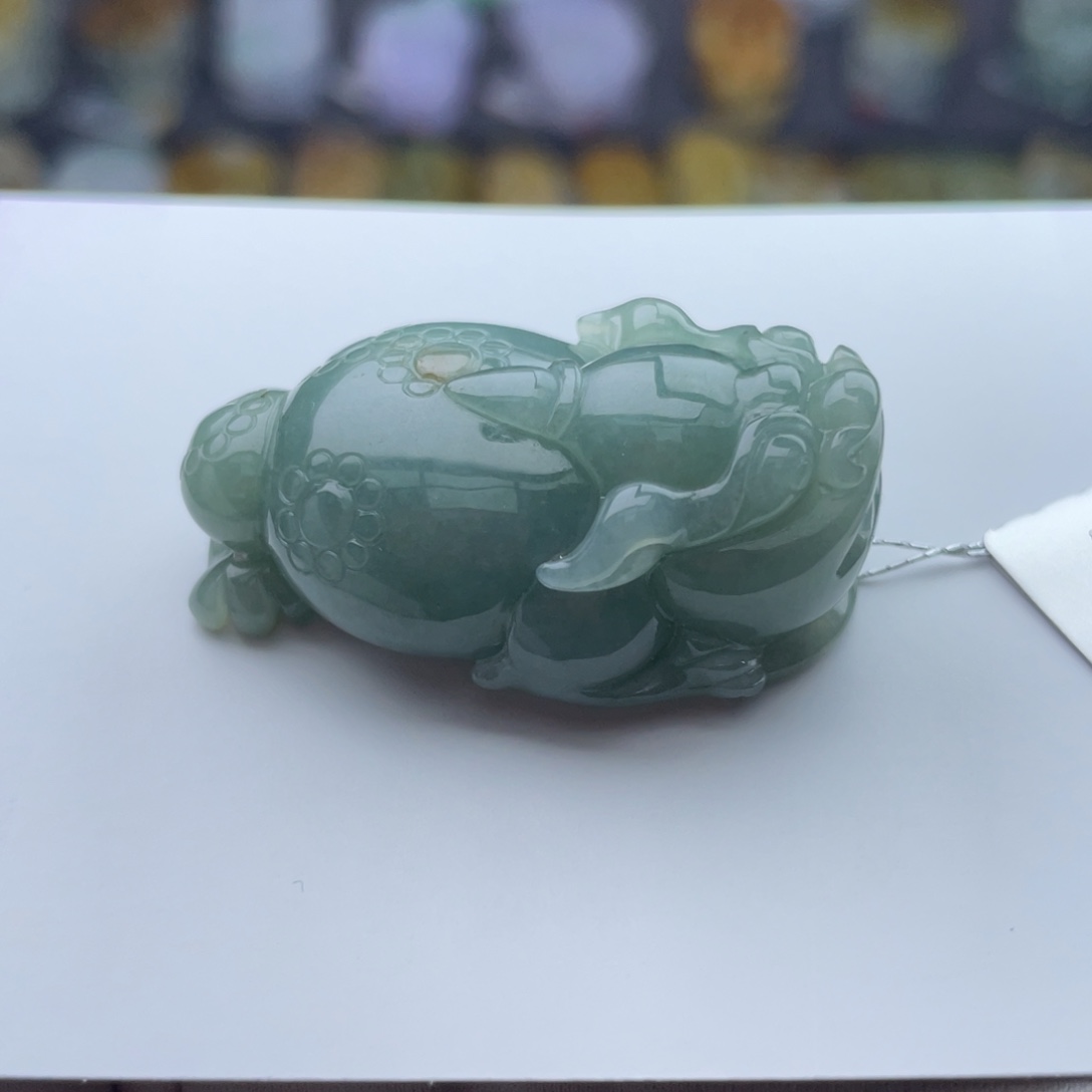 翡翠颈饰未镶嵌金蟾