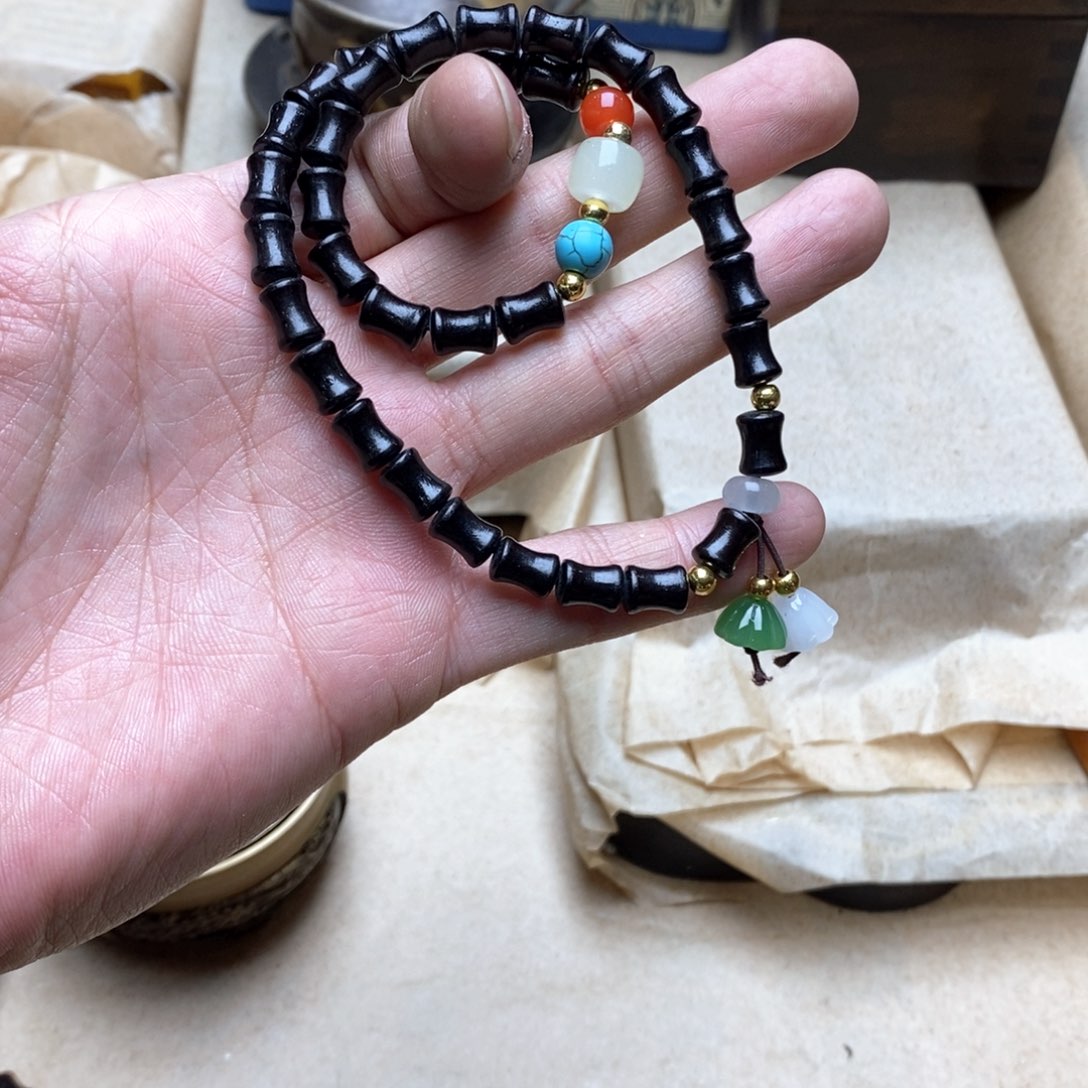 大叶紫檀（黑酸枝木类）