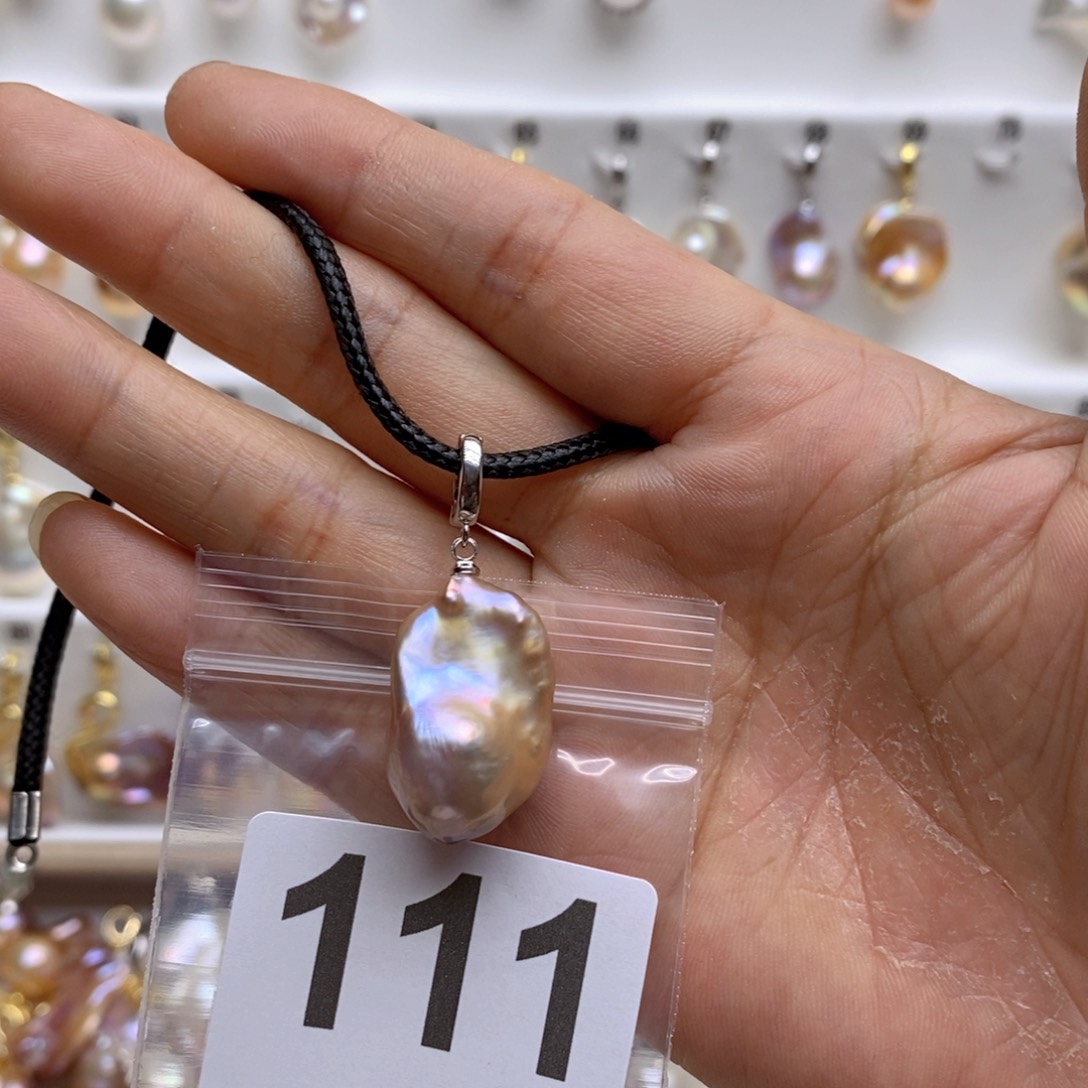 淡水珍珠颈饰银S925镶嵌111