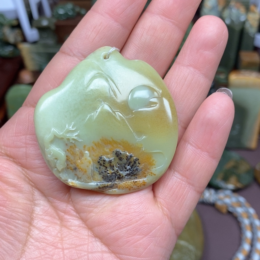 岫岩老玉（透闪石质玉）未镶嵌挂件