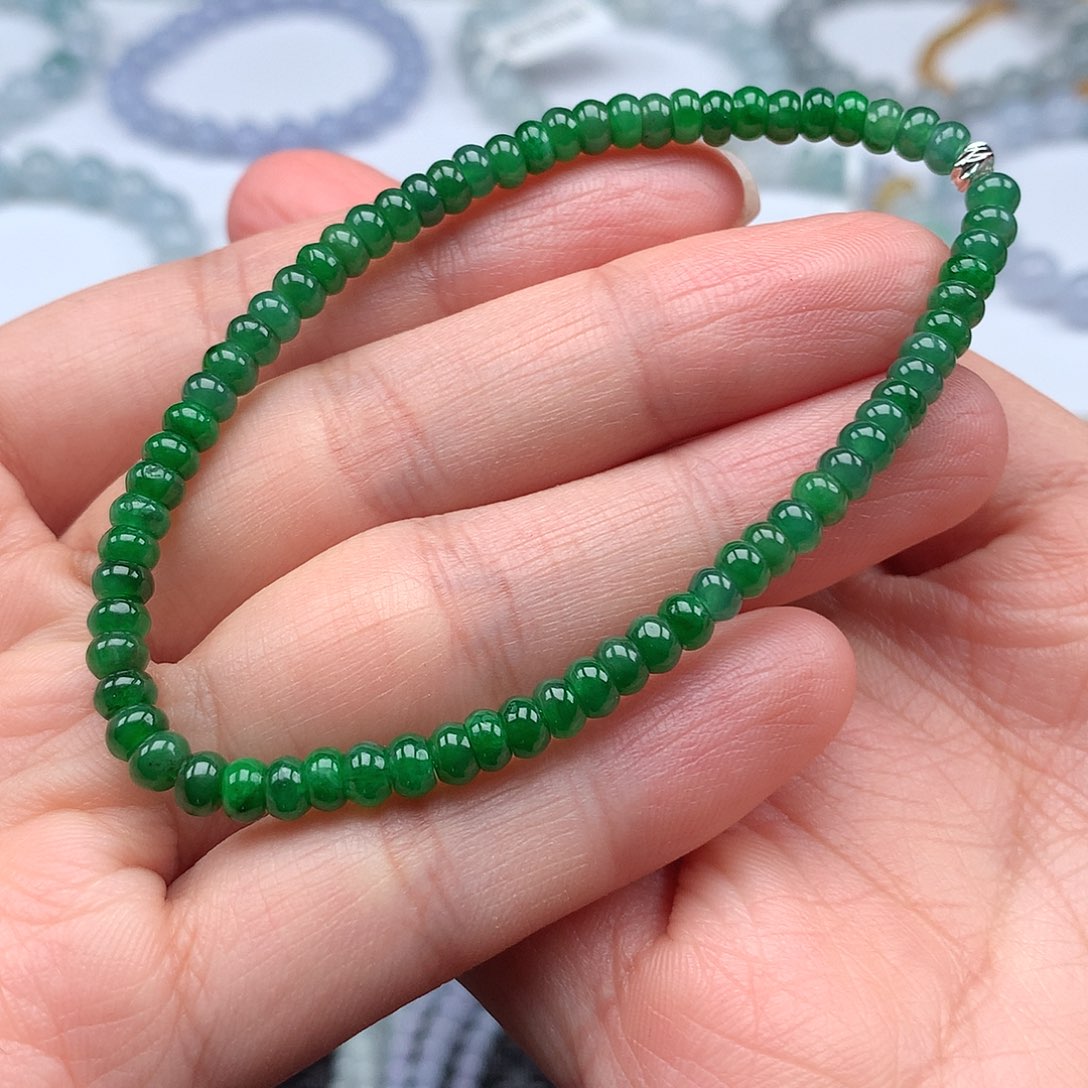 翡翠手链未镶嵌翡翠