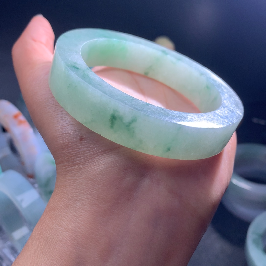 定制翡翠手镯未镶嵌