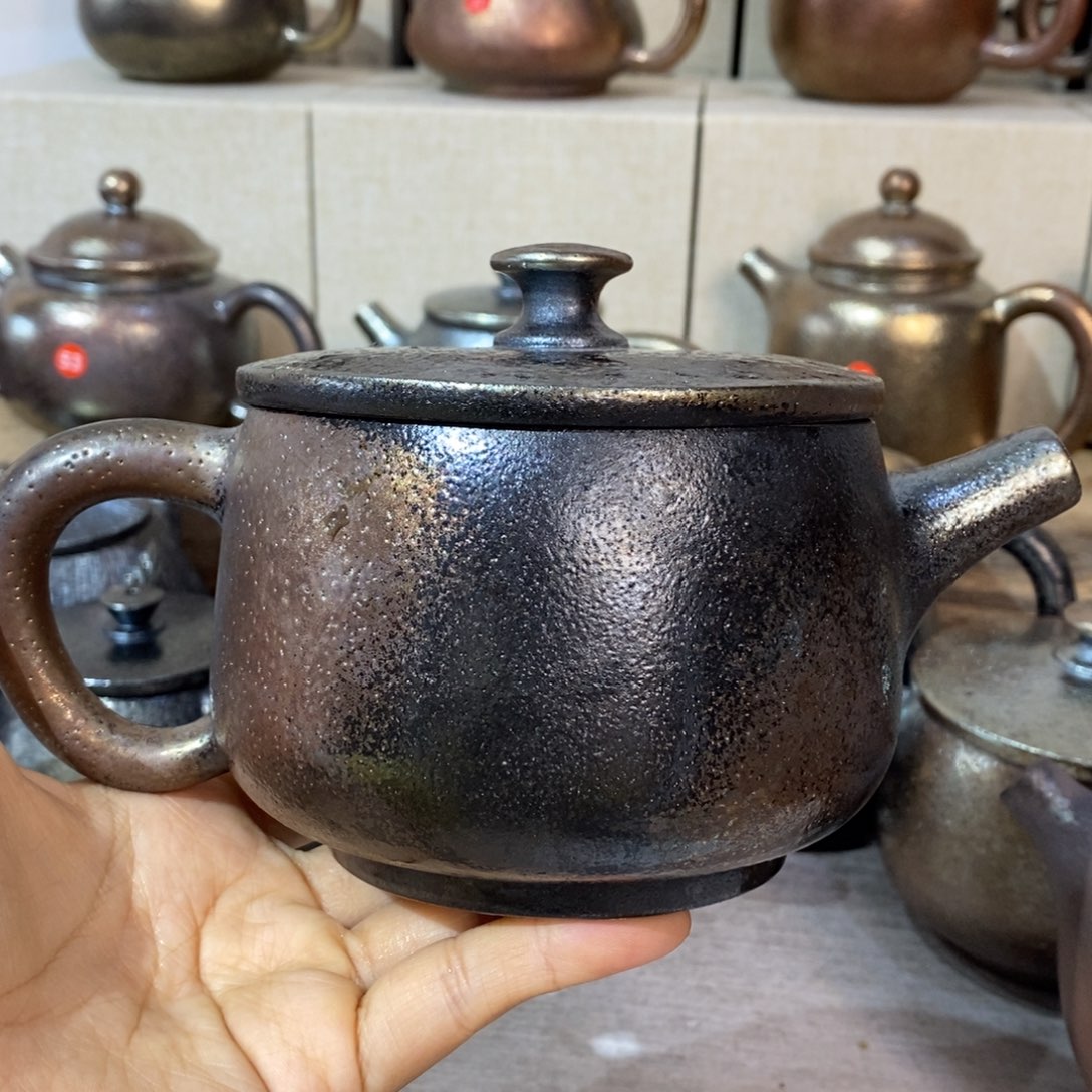 冰***山云南建水紫陶柴烧壶