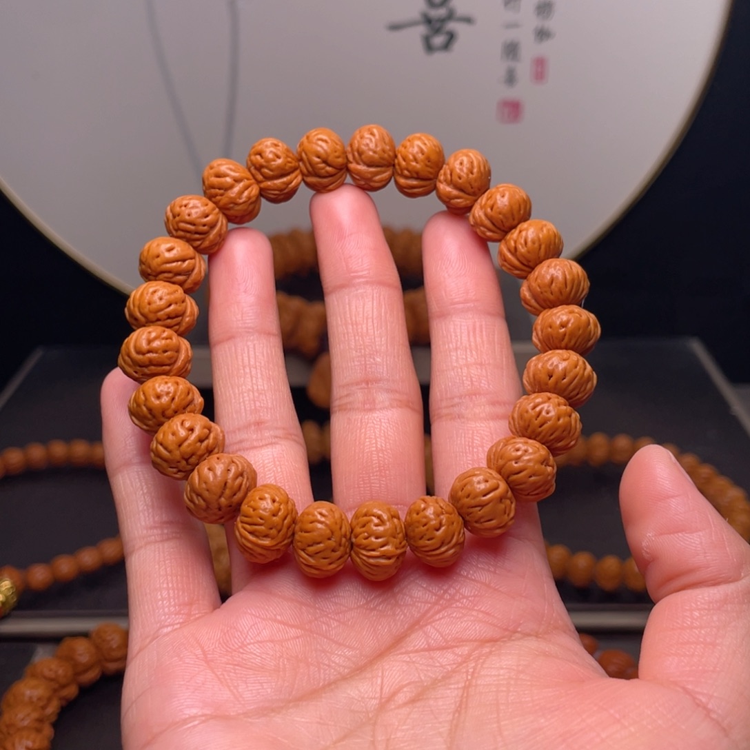 梦***真吊坠桃核1.3尺寸蟠桃