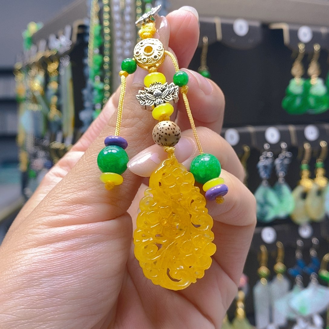 未镶嵌翡翠耳饰翡翠