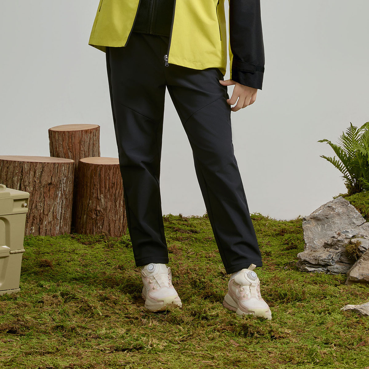 安德玛/儿童吸湿排汗运动长裤带透气休闲登山裤253323343防水弹力