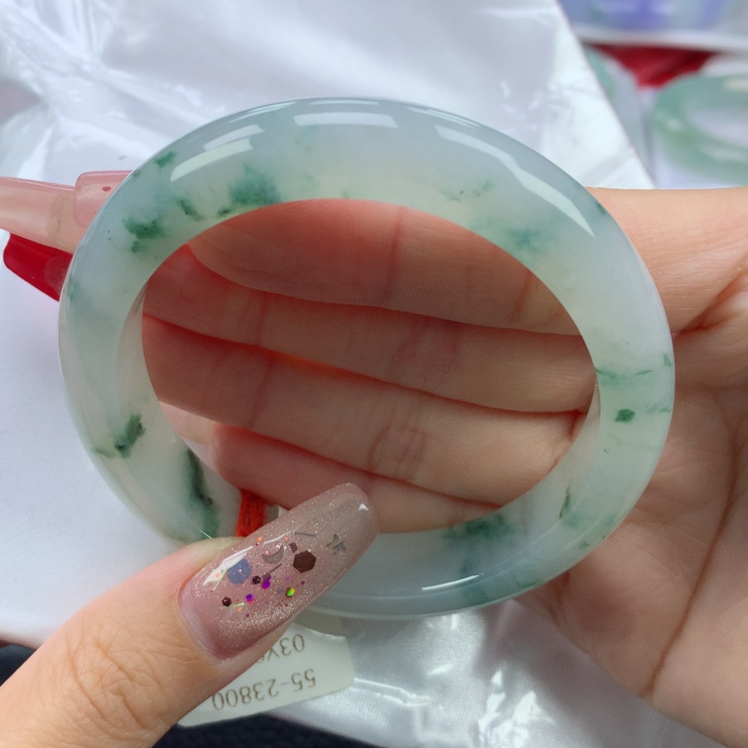 翡翠手镯未镶嵌55.8正圈