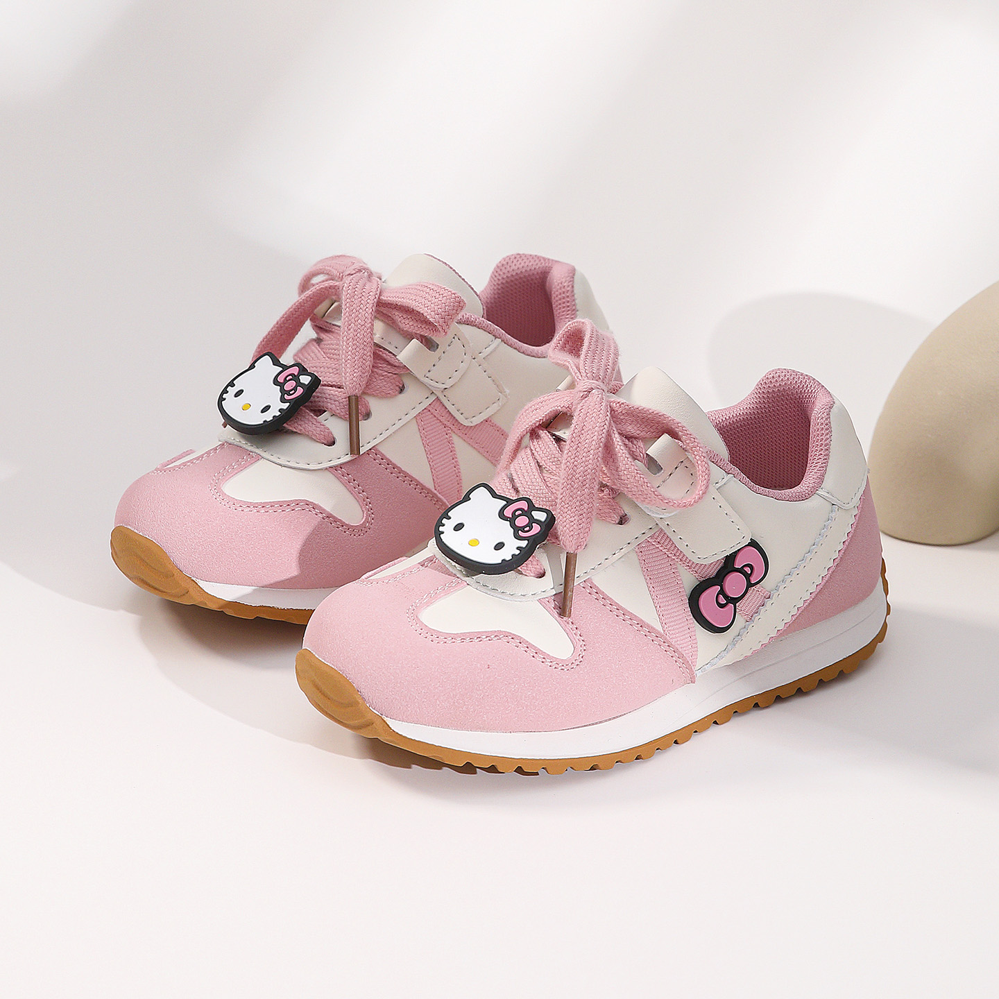 HELLO KITTY/凯蒂猫女童卡通休闲鞋儿童运动鞋2025秋季软底防滑