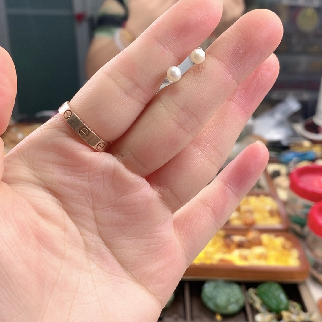 银S925镶嵌耳饰淡水珍珠